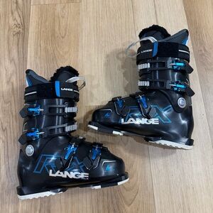 Lange RX110 Ski Boots Size 24.5 (women’s 7.5)
